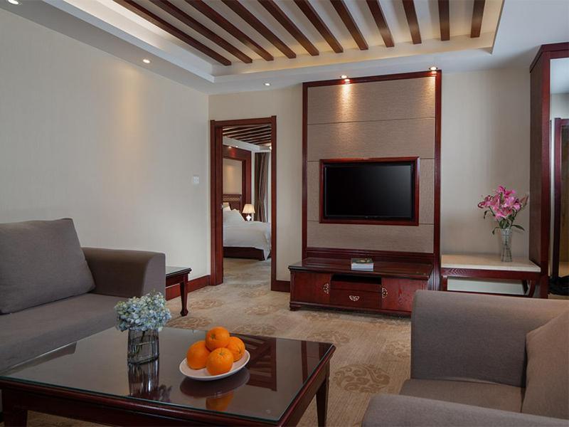 Vienna Hotel Kunming North Caiyun Road Asia Exterior foto
